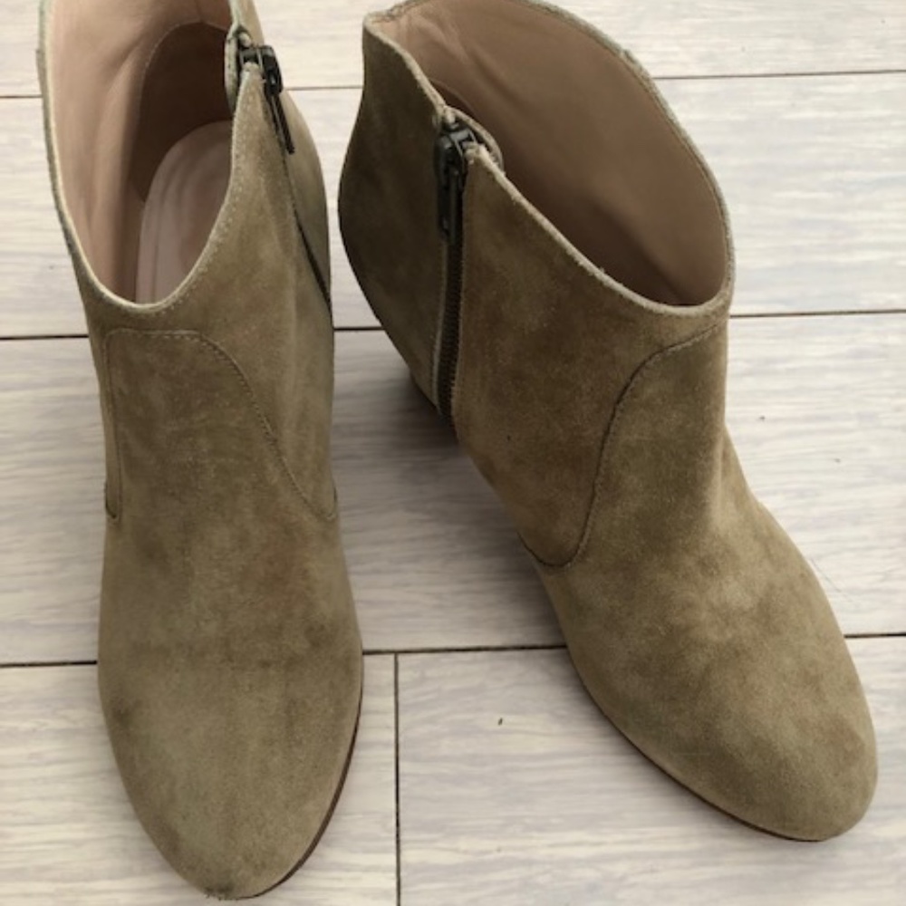 Club Monaco Booties. size 39